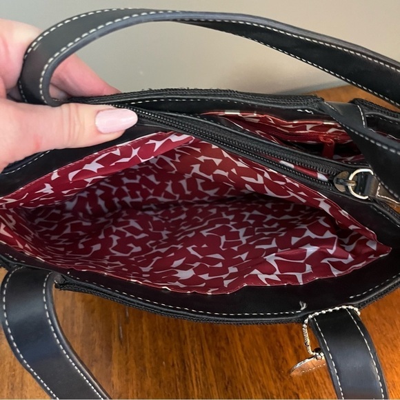 Nine West purse, handbag or shouldered bag. black and nice thick woven material. - Picture 7 of 16